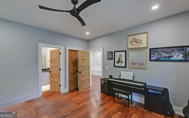 675 Freedom Hgt, Hartwell, GA 30643