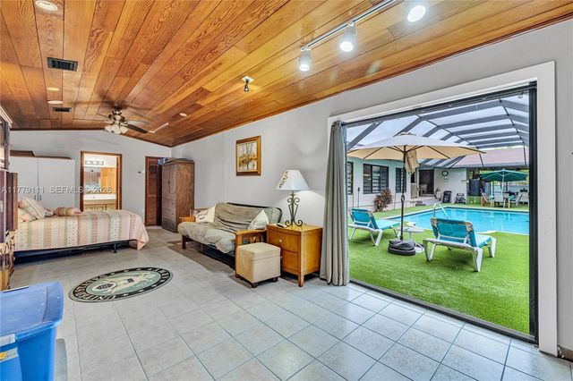 7801 SW 170th Street, Palmetto Bay, FL 33157
