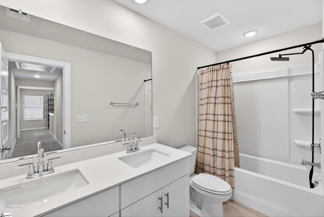 116 Layken Drive, Fountain Inn, SC 29644