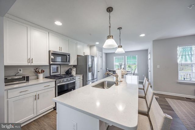 239 HOMESTEAD DR, Hanover, PA 17331