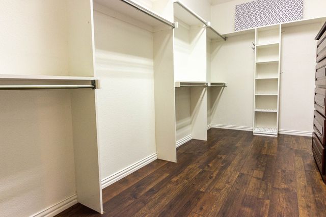 4000 Meadow View Circle, Kaufman, TX 75142
