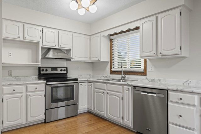 4017 11th Avenue NW, Rochester, MN 55901