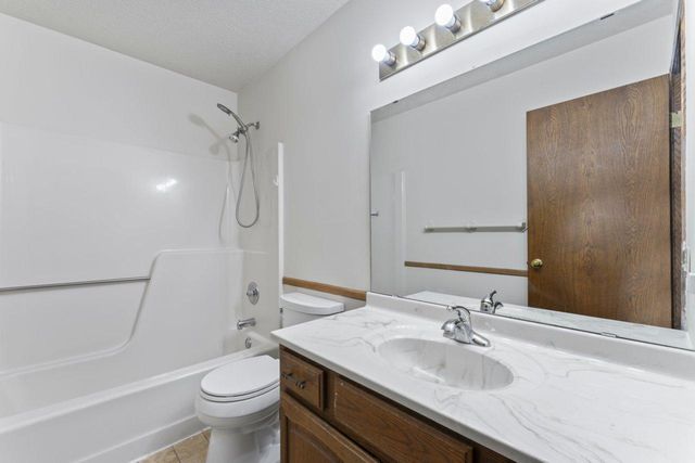 4017 11th Avenue NW, Rochester, MN 55901