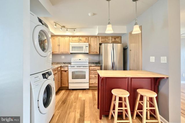 1602 DEVERS RD, York, PA 17404