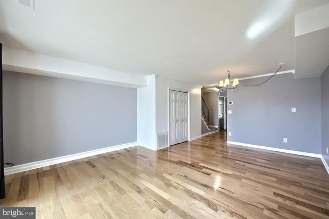 1602 DEVERS RD, York, PA 17404