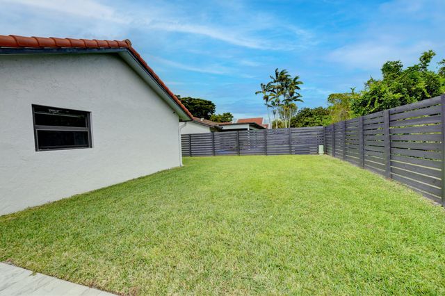 1440 NW 12th Way, Boca Raton, FL 33486