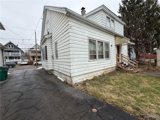 170 Newfield Street, Buffalo, NY 14207