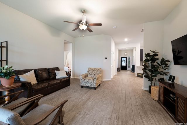 15039 Gelding Heights, San Antonio, TX 78245