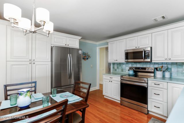 17 Sea Girt Avenue W, Manasquan, NJ 08736