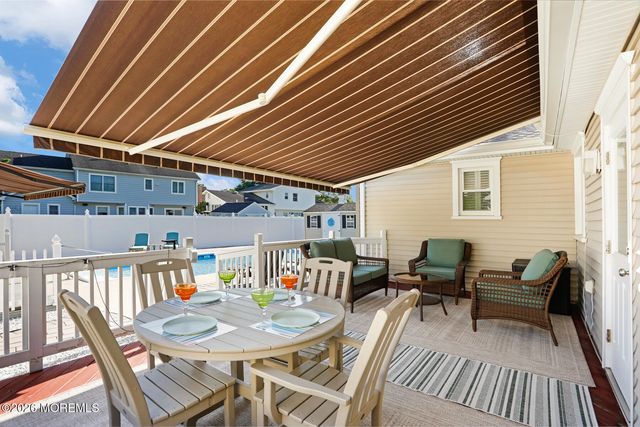 17 Sea Girt Avenue W, Manasquan, NJ 08736
