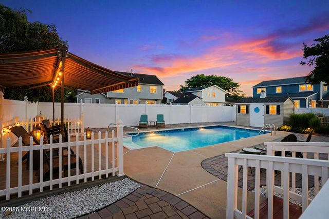17 Sea Girt Avenue W, Manasquan, NJ 08736