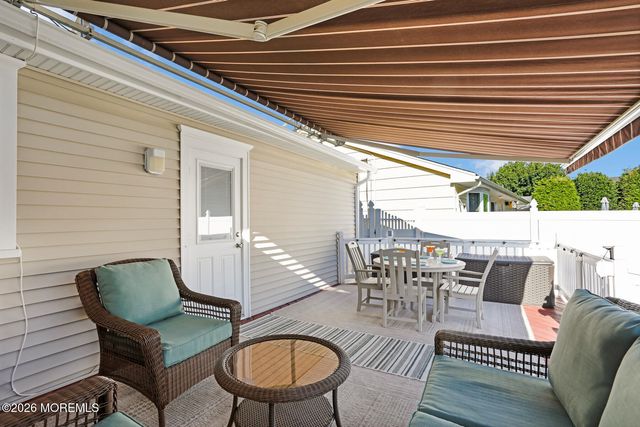 17 Sea Girt Avenue W, Manasquan, NJ 08736