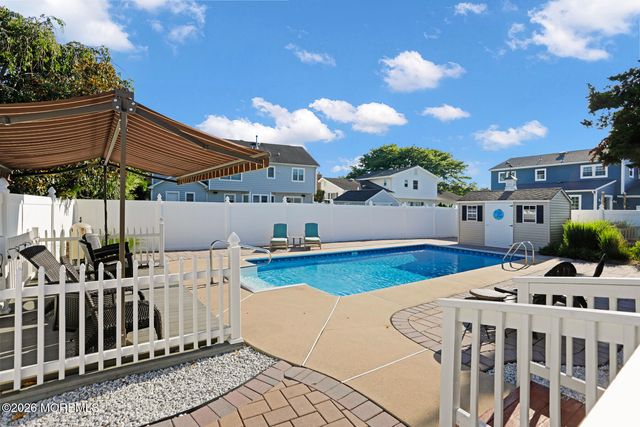 17 Sea Girt Avenue W, Manasquan, NJ 08736