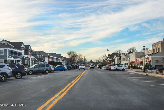 17 Sea Girt Avenue W, Manasquan, NJ 08736