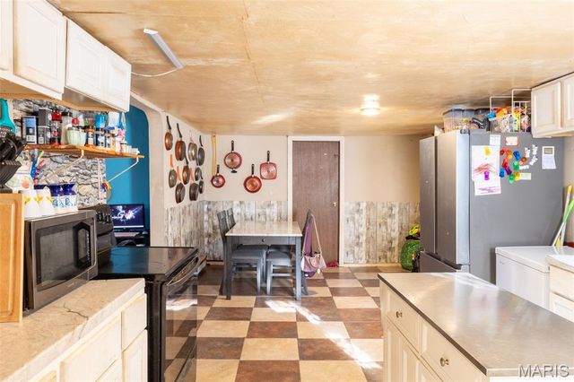 18281 S State Highway 21, Irondale, MO 63648