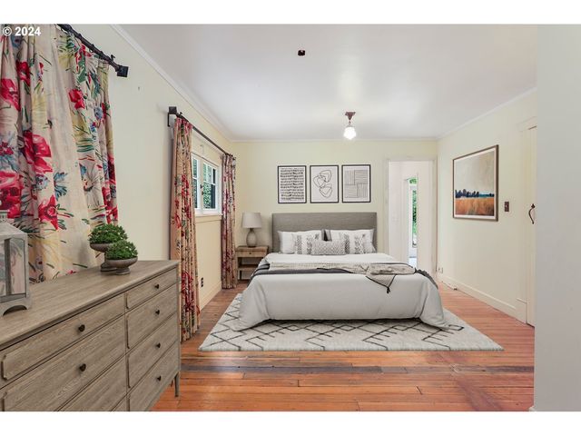 27740 E WELCHES Rd, Welches, OR 97067