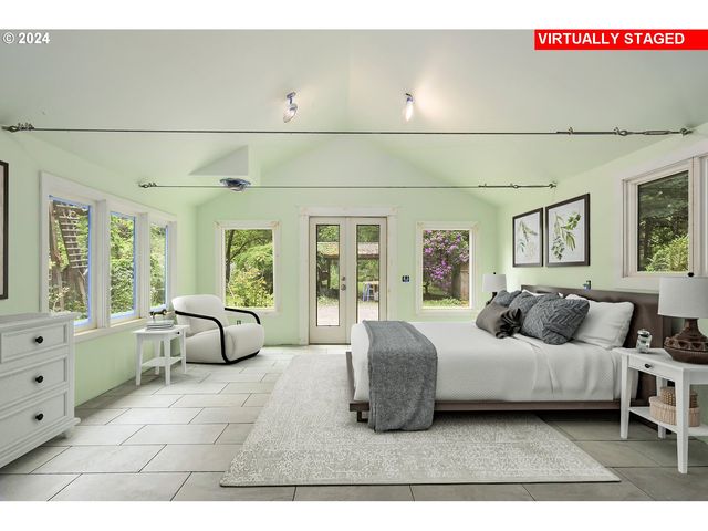 27740 E WELCHES Rd, Welches, OR 97067