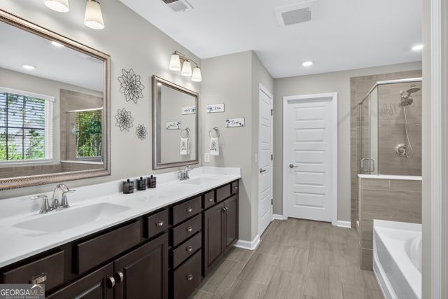12 Brookhaven Drive, Savannah, GA 31407