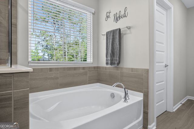 12 Brookhaven Drive, Savannah, GA 31407