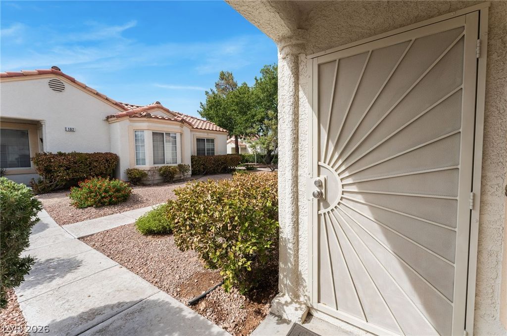 5424 Comchec Way 105, Las Vegas, NV 89108 — photo 3