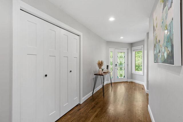 4131 Eau Claire Trail NE, Prior Lake, MN 55372