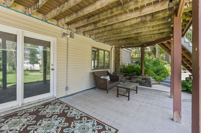 4131 Eau Claire Trail NE, Prior Lake, MN 55372