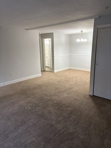 19 Village Rock 4, Natick, MA 01760