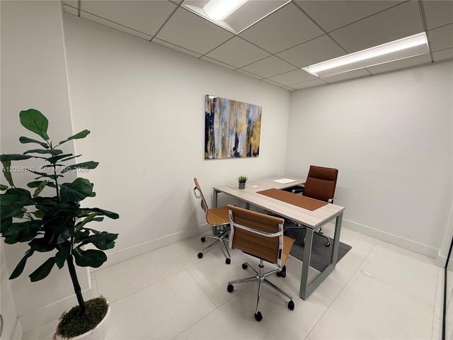 1000 Brickell Ave 2D, Miami, FL 33131