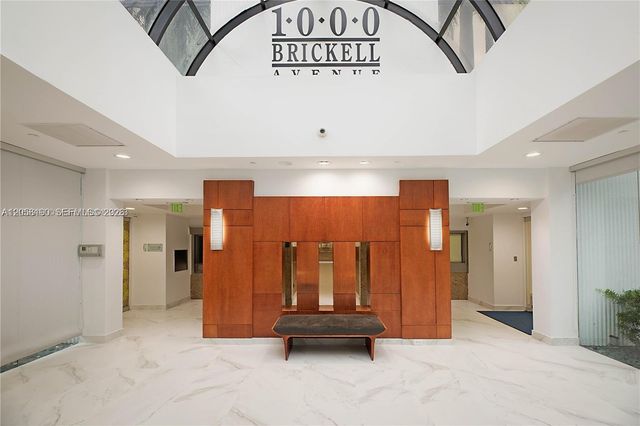 1000 Brickell Ave 2D, Miami, FL 33131