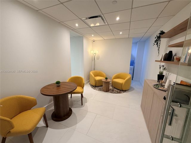1000 Brickell Ave 2D, Miami, FL 33131