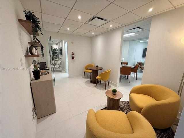 1000 Brickell Ave 2D, Miami, FL 33131