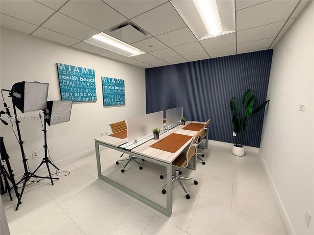 1000 Brickell Ave 2D, Miami, FL 33131