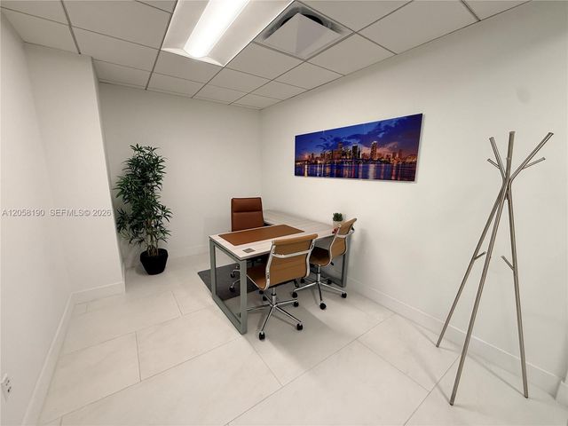 1000 Brickell Ave 2D, Miami, FL 33131