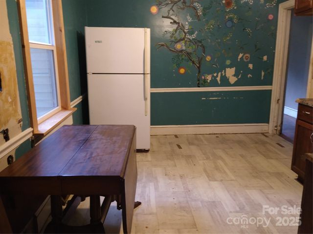 2500 Crispin Avenue, Charlotte, NC 28208