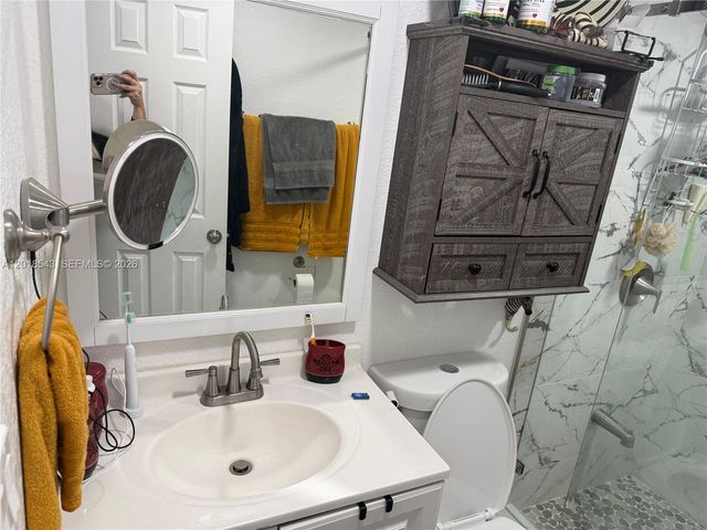 451 SE 8th St Lot 86, Homestead, FL 33030