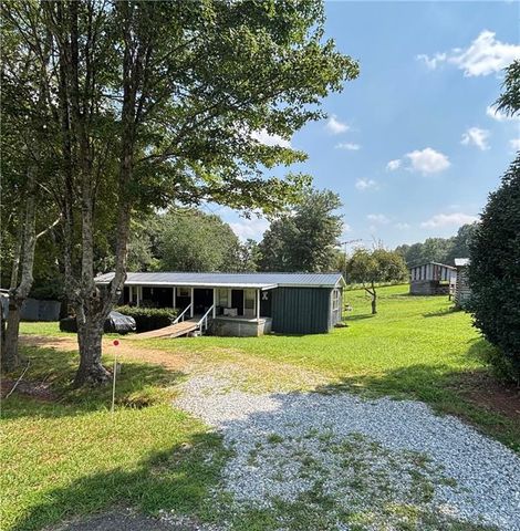 716 Hawkins Road, Homer, GA 30547
