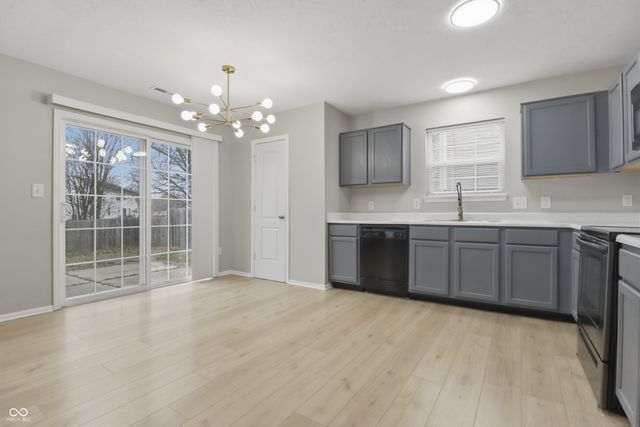 1926 Brook Crossing Way, Indianapolis, IN 46229