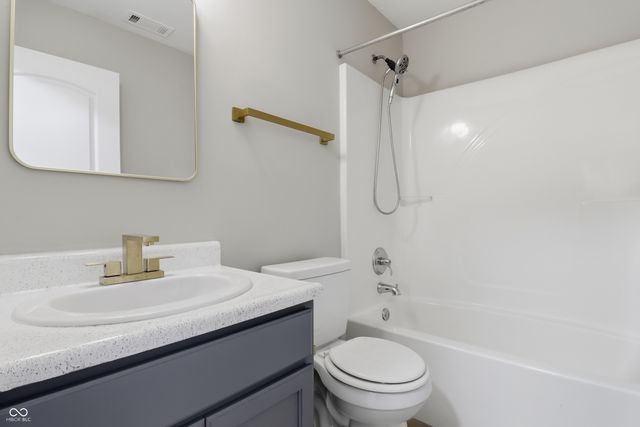 1926 Brook Crossing Way, Indianapolis, IN 46229