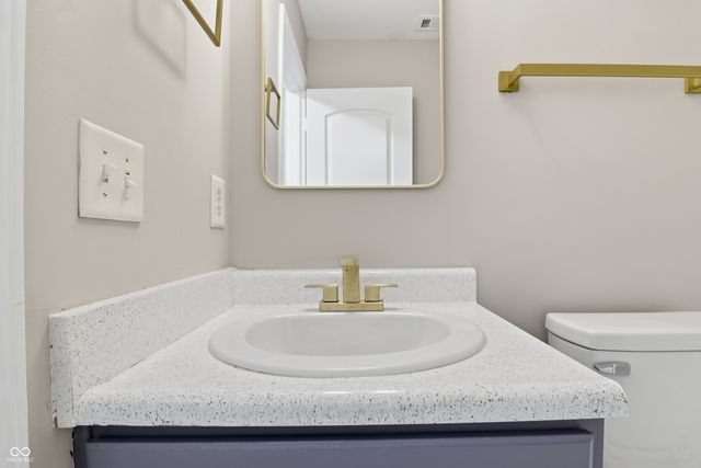 1926 Brook Crossing Way, Indianapolis, IN 46229