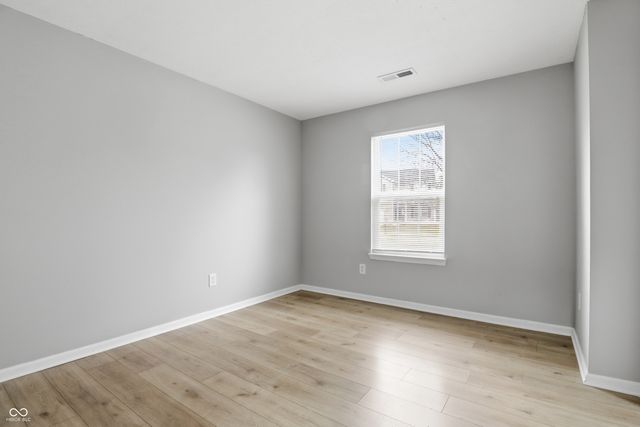 1926 Brook Crossing Way, Indianapolis, IN 46229