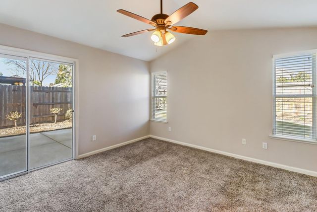 1231 Arbor Dr, Roseville, CA 95678