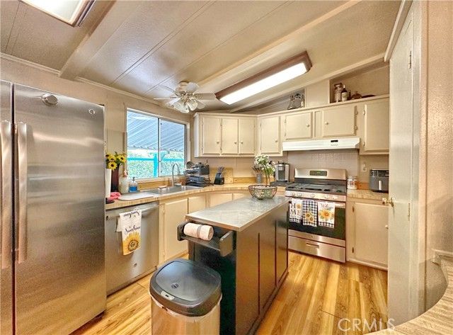 692 N Adele Street 30, Orange, CA 92867