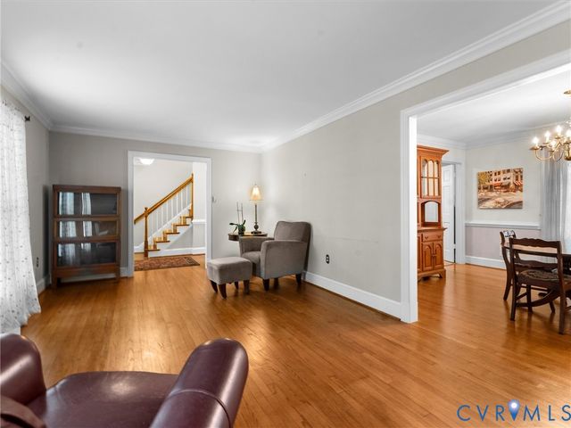 330 Saybrook Dr, North Chesterfield, VA 23236