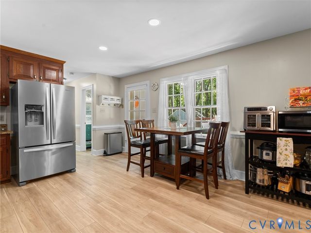 330 Saybrook Dr, North Chesterfield, VA 23236