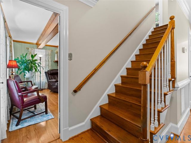 330 Saybrook Dr, North Chesterfield, VA 23236