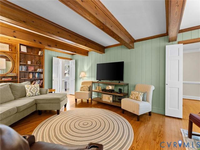 330 Saybrook Dr, North Chesterfield, VA 23236