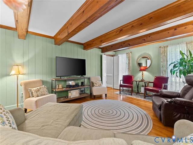 330 Saybrook Dr, North Chesterfield, VA 23236