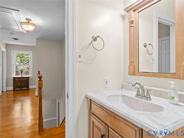 330 Saybrook Dr, North Chesterfield, VA 23236