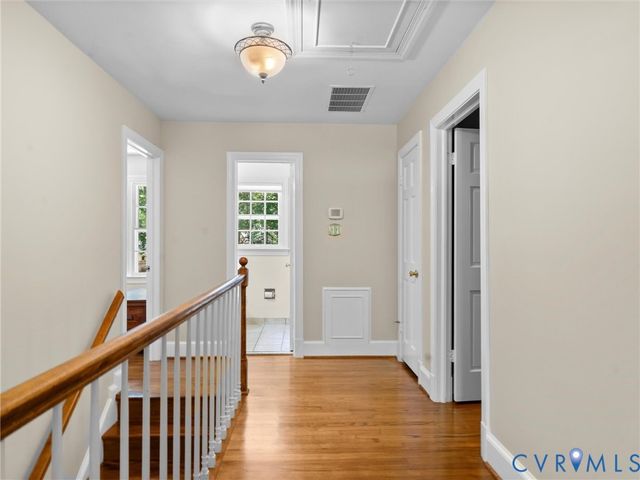 330 Saybrook Dr, North Chesterfield, VA 23236