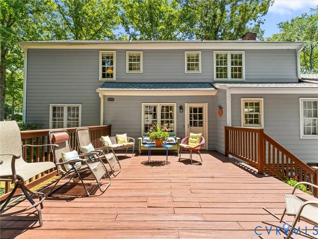 330 Saybrook Dr, North Chesterfield, VA 23236